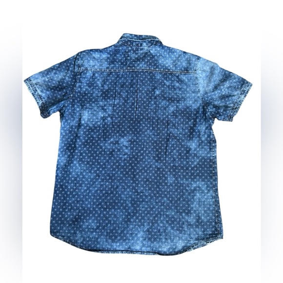 5/$25 LR Scoop Men's Blue Denim Chambray Button up Shirt size medium - Picture 4 of 6